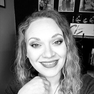 Meet your Posher, Rae